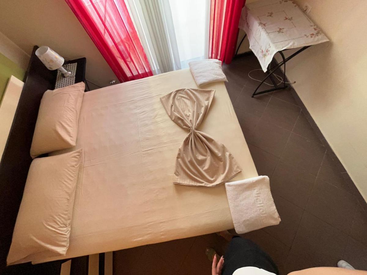 Buneci Apartment Тирана Екстериор снимка