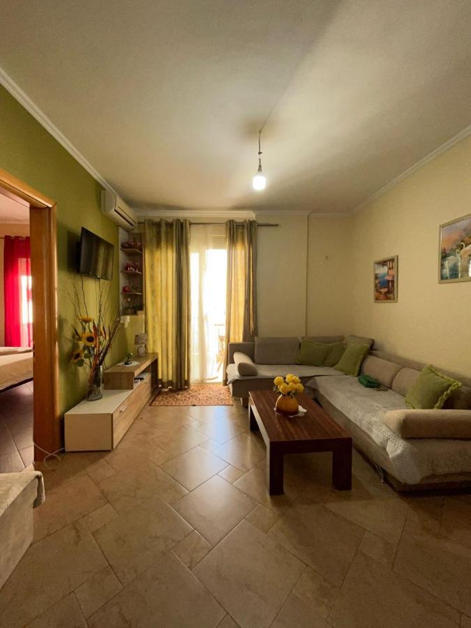 Buneci Apartment Тирана Екстериор снимка